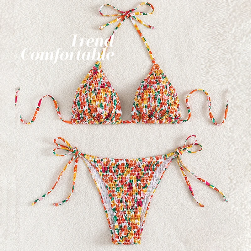 2 Pcs/Set Women Swimsuit Set Revealing Bikini Set Colorful Print Halter Neck Bikini Set with Pleated Design Wireless Padded