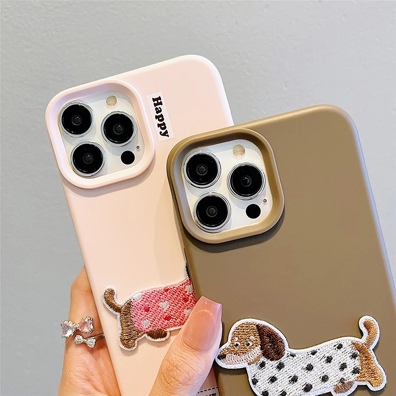 Cartoon Cute Embroidered Sausage Puppy Case For iPhone 16 Pro Max 15 13 14 12 16 Plus Lovely Dog Soft TPU Back Cover