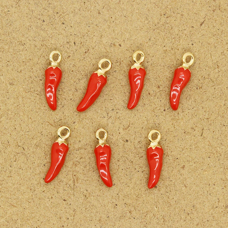 10 Uds. De pendientes de comida de pimiento pequeño rojo, Mini artesanías bonitas, accesorio de joyería, colgante esmaltado para pulsera, llaveros, collar