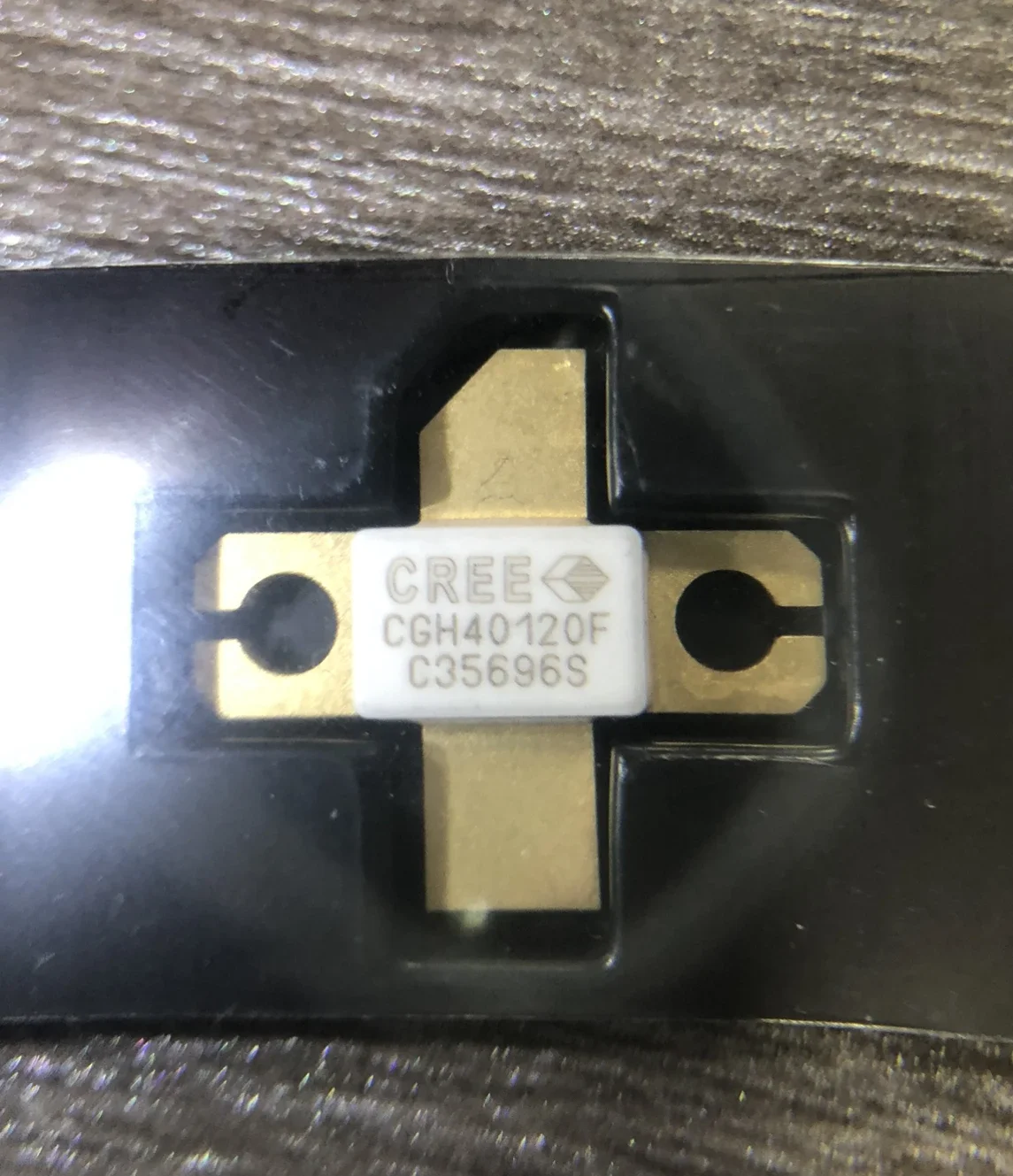 

CGH27060F CGH40045F CGH40120F CGH40010F CGH40010P CGH40006P CGH40025F CGH09120F CGH27015F CGH40120P CG2H40010F CGH40006S