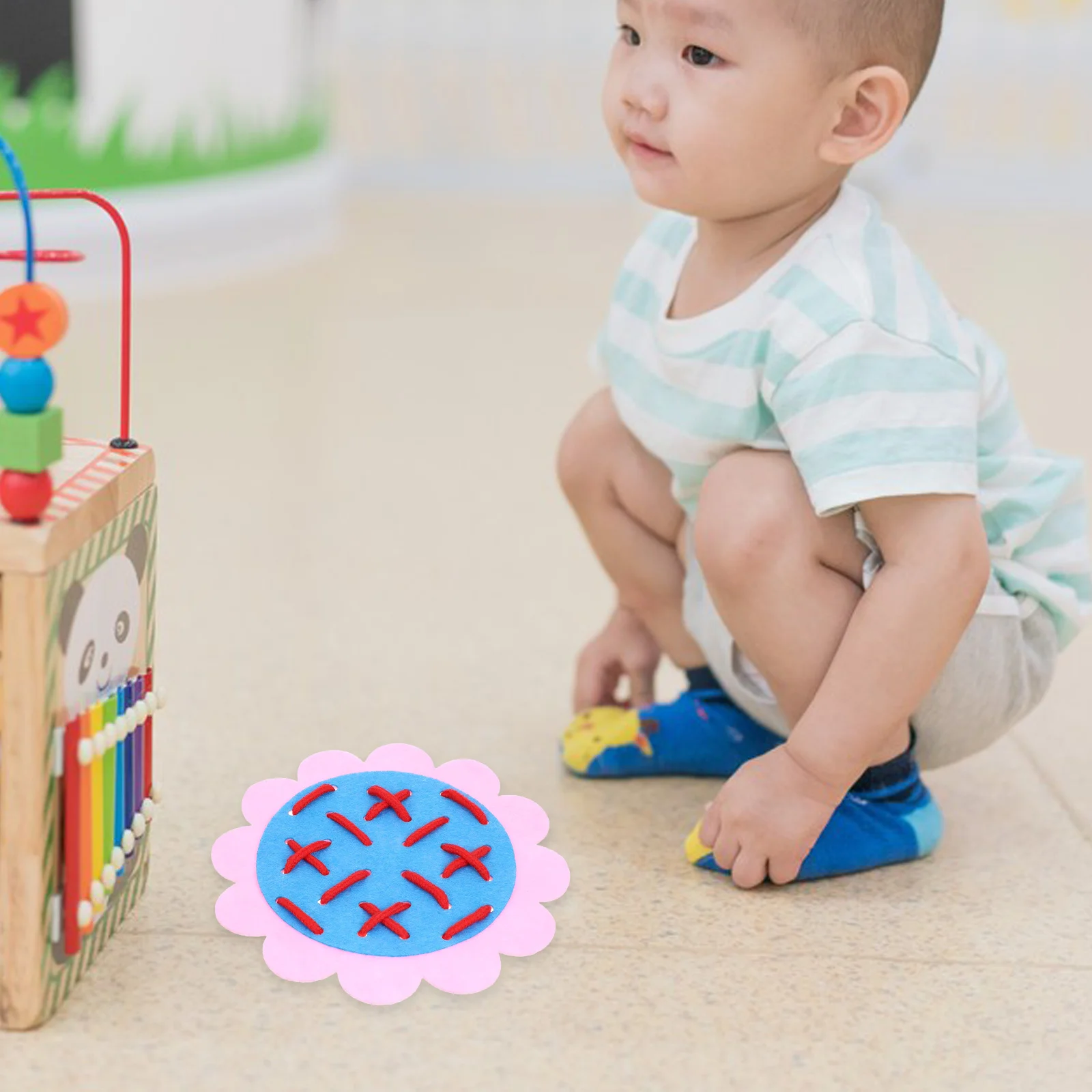 1セット 糸通しゲーム 子供用ひも通しボード モンテッソーリ教育 幼稚園学習活動 布ひも通し 幼児向け