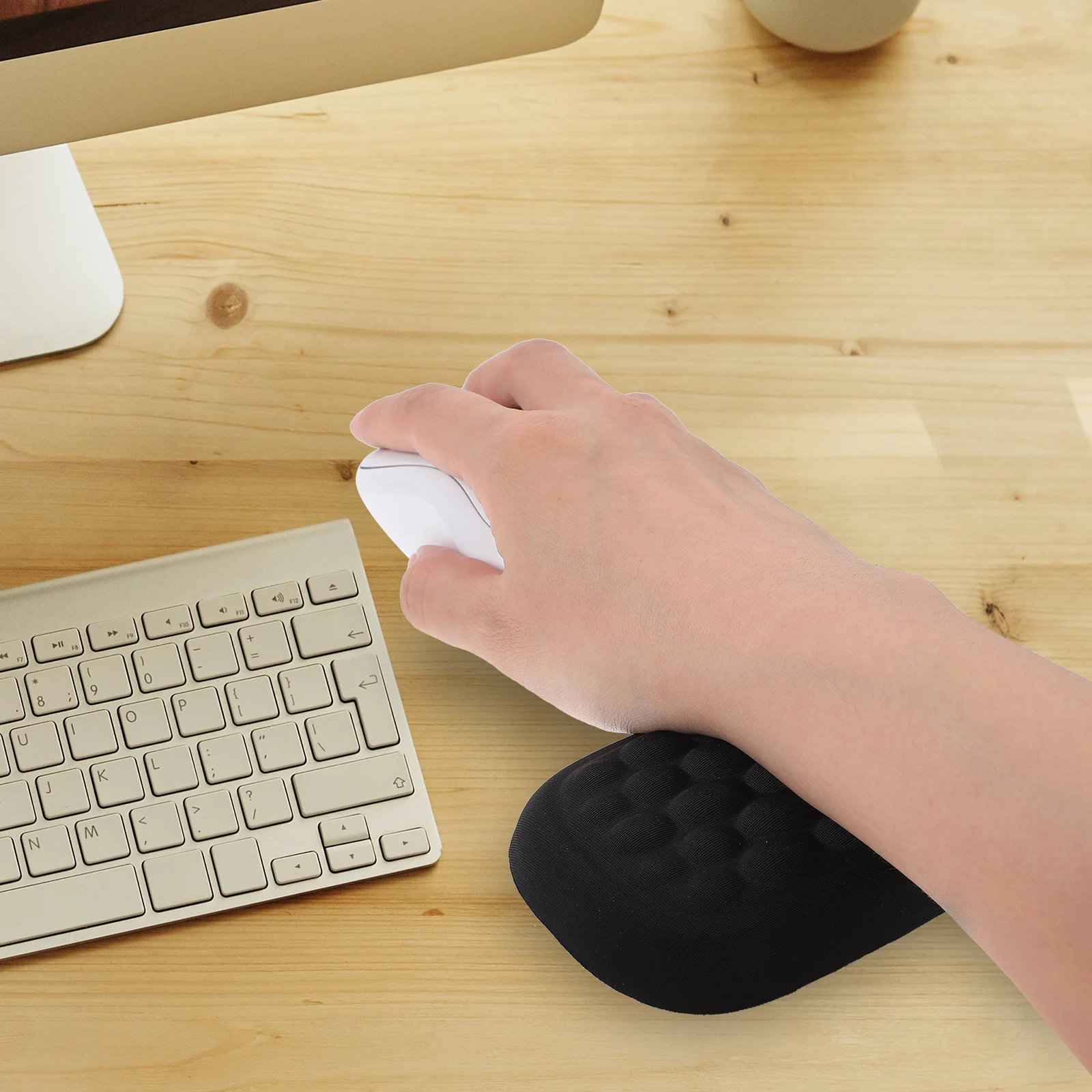 

Keyboard Wrist Rest Memory Foam Soft Comfortable Wrist Cushion with Massage Points for Computer Keyboard Gaming Laptops Office