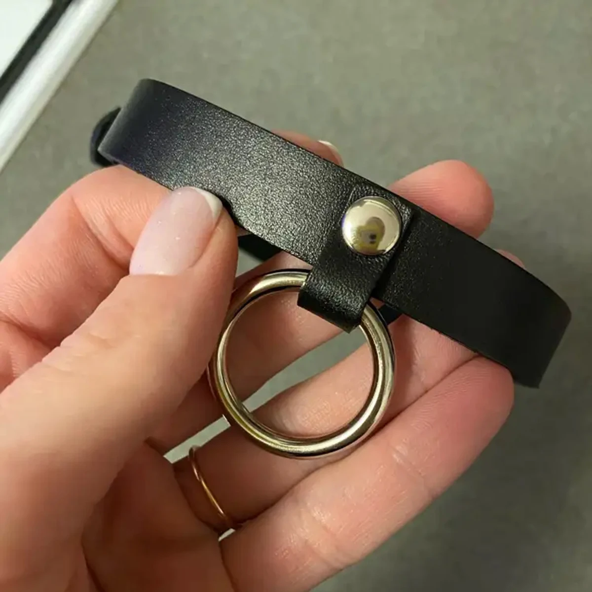نساء موضة جلدية سلسلة BDSM عبودية الملابس الداخلية طوق تسخير المثيرة الجلود الرقبة تسخير الوثن ارتداء الإناث الرقبة الملحقات