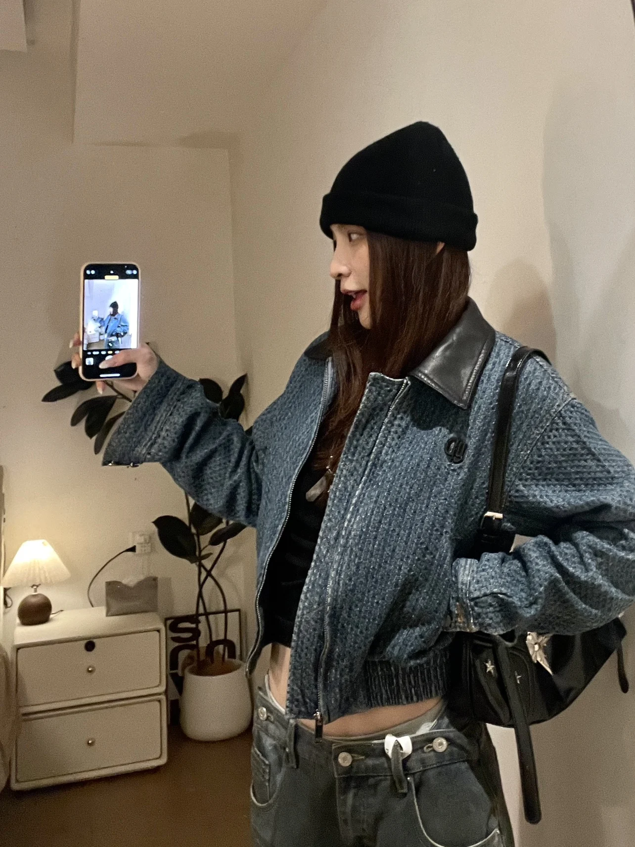 

Синяя джинсовая куртка женская, повседневная, в стиле ретро, с текстурными вставками, защита от сминания, на молнии