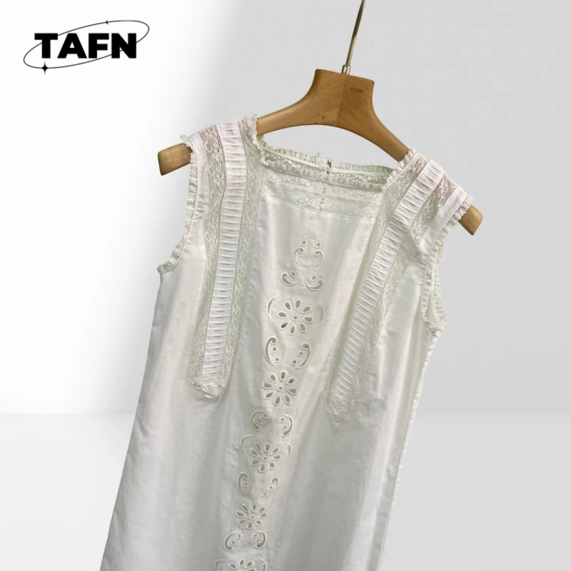 Vestido adelgazante sin mangas con cuello cuadrado pequeño y costuras de ramio bordado a máquina francés Vestido de cachemira - Suave AE1817