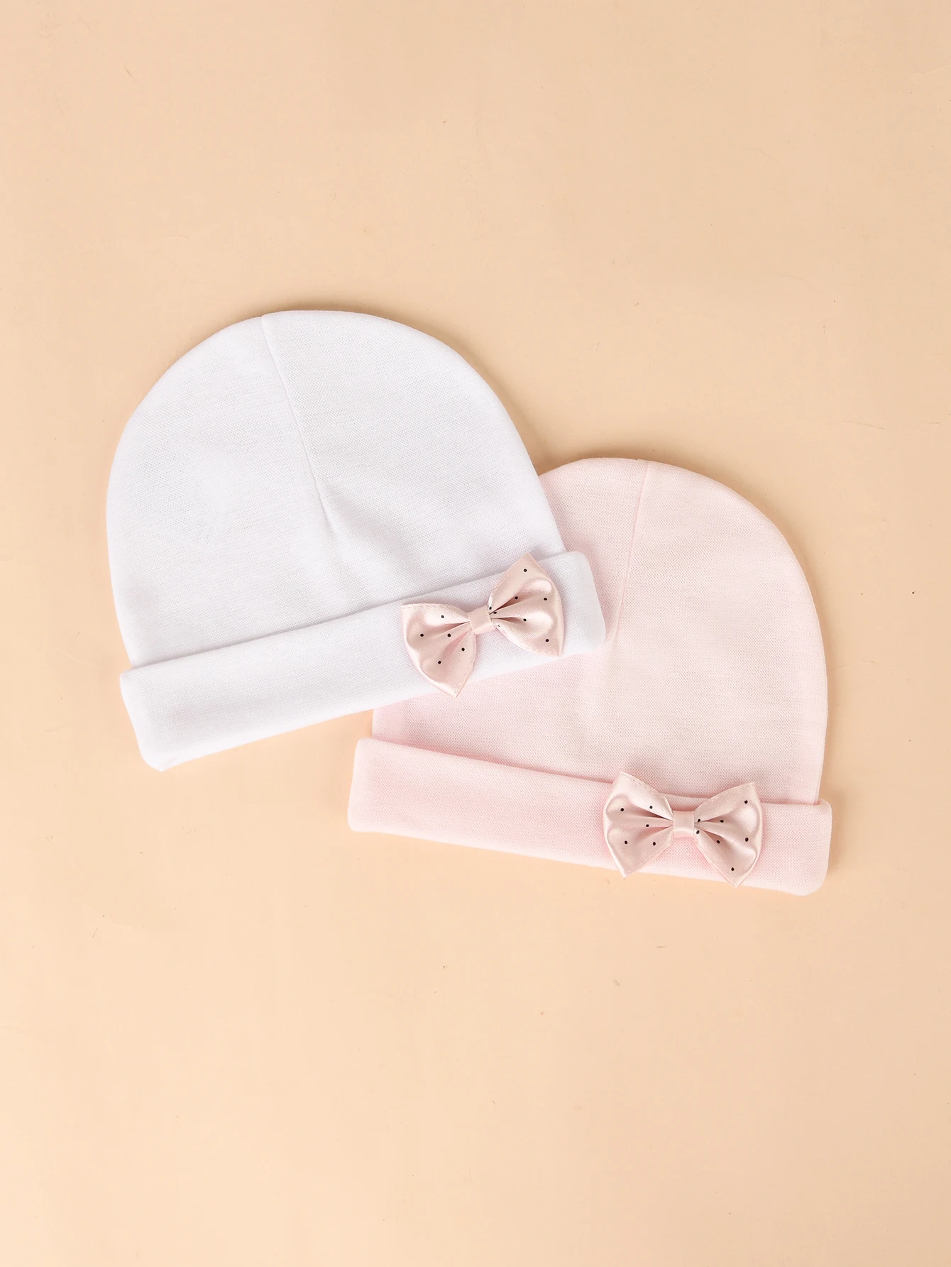 2er-Pack Niedliche Baumwollmützen mit Polka Dots und Schleife für Babymädchen, geeignet zum Schlafen, für Zuhause und den Außenbereich in allen Jahreszeiten – Detail 6