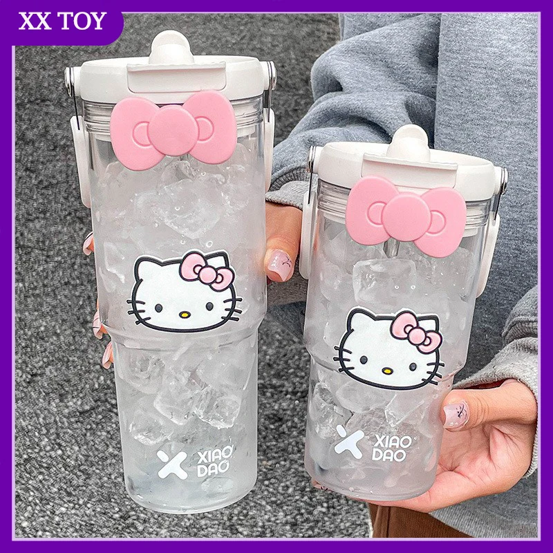 

New Sanrio Large Capacity Plastic Water Cup Hello Kitty Portable Beverage Bottle Summer Kawaii Outdoor Fitness Sports Straw Cup