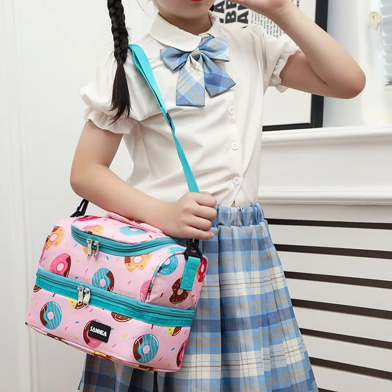 

Insulated New Style Children's Shoulder Bag Lunch Box with Print Large Capacity for Freshness