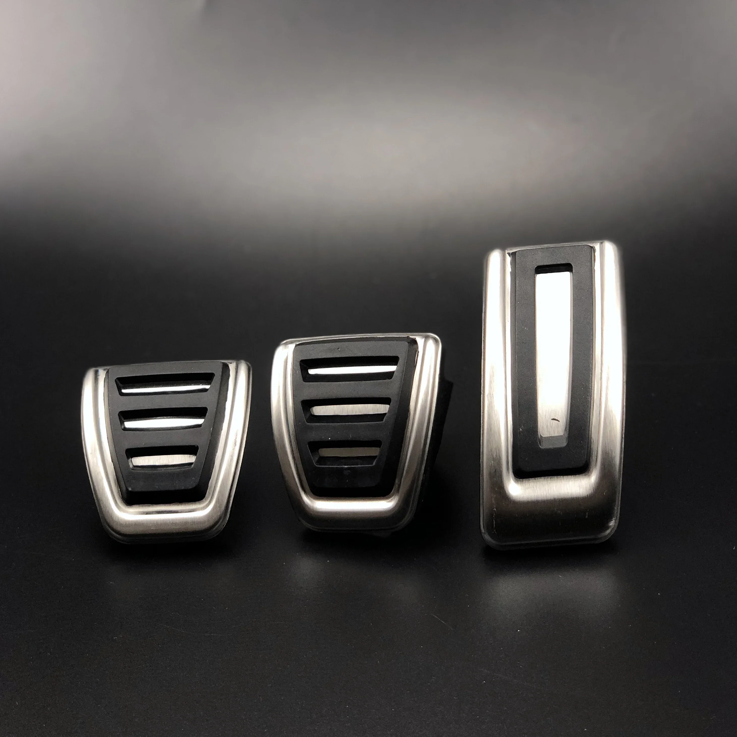 LHD Car Pedals Fit For VW Audi A3 8V S3 RS3 Q2 Q3 / Seat Leon Rapid Octavia 5E 5F A7 Passat B8 Footrest Brake Pads Accessories