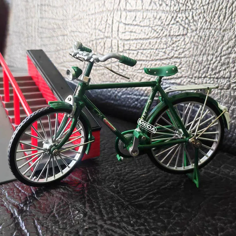 1:10 Classic Bicycles Model Die-Cast Alloy Mini Mountain Bike Desktop Decoration Crafts Birthday Gift for Boy and Girl