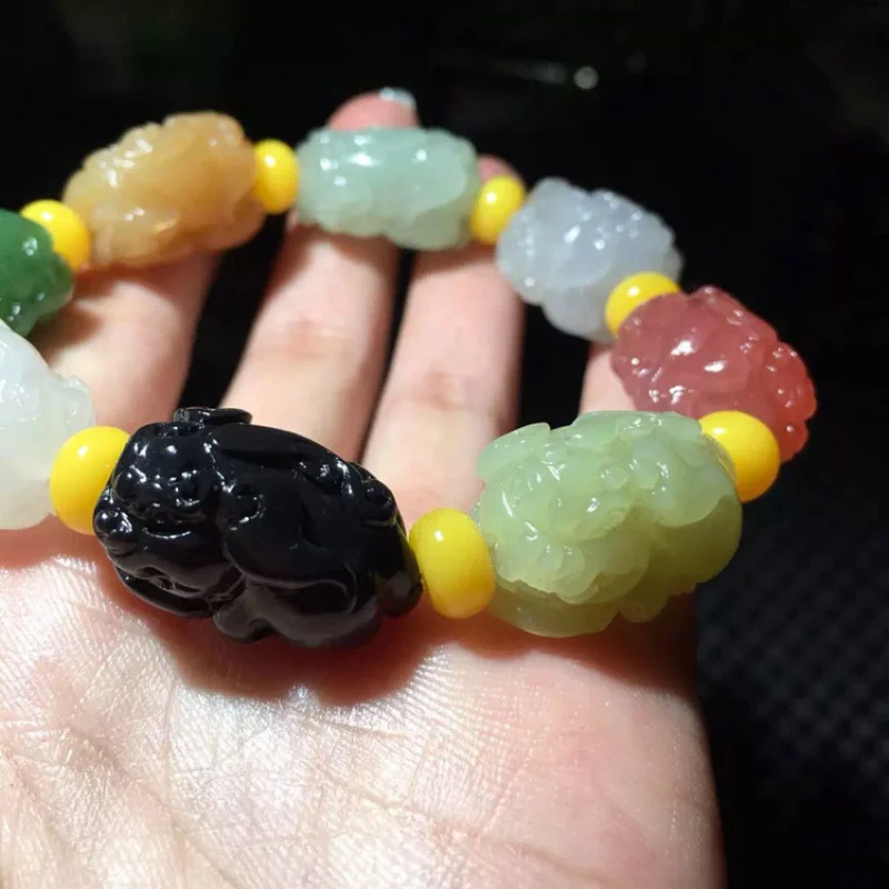 Jasper, white jade, sugar jade, Russian jade, Xiuyu, blue and white jade, red agate, Hotan jade, multi-gem Pixiu bracel