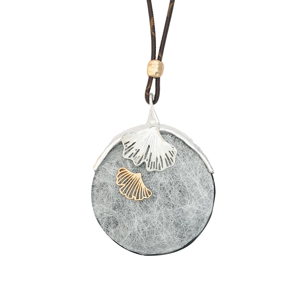 Vintage Big Round Stone Necklace with Suspension Leaf Korean Fashion Jewelry Accessories for Women Statement Long Chains Things