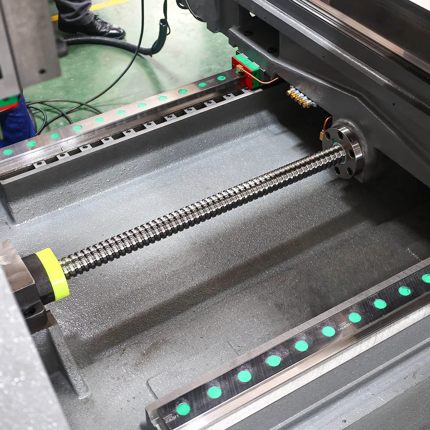 Taiwan Linear Ball Screw CNC Machine Tools for Metal Cutting