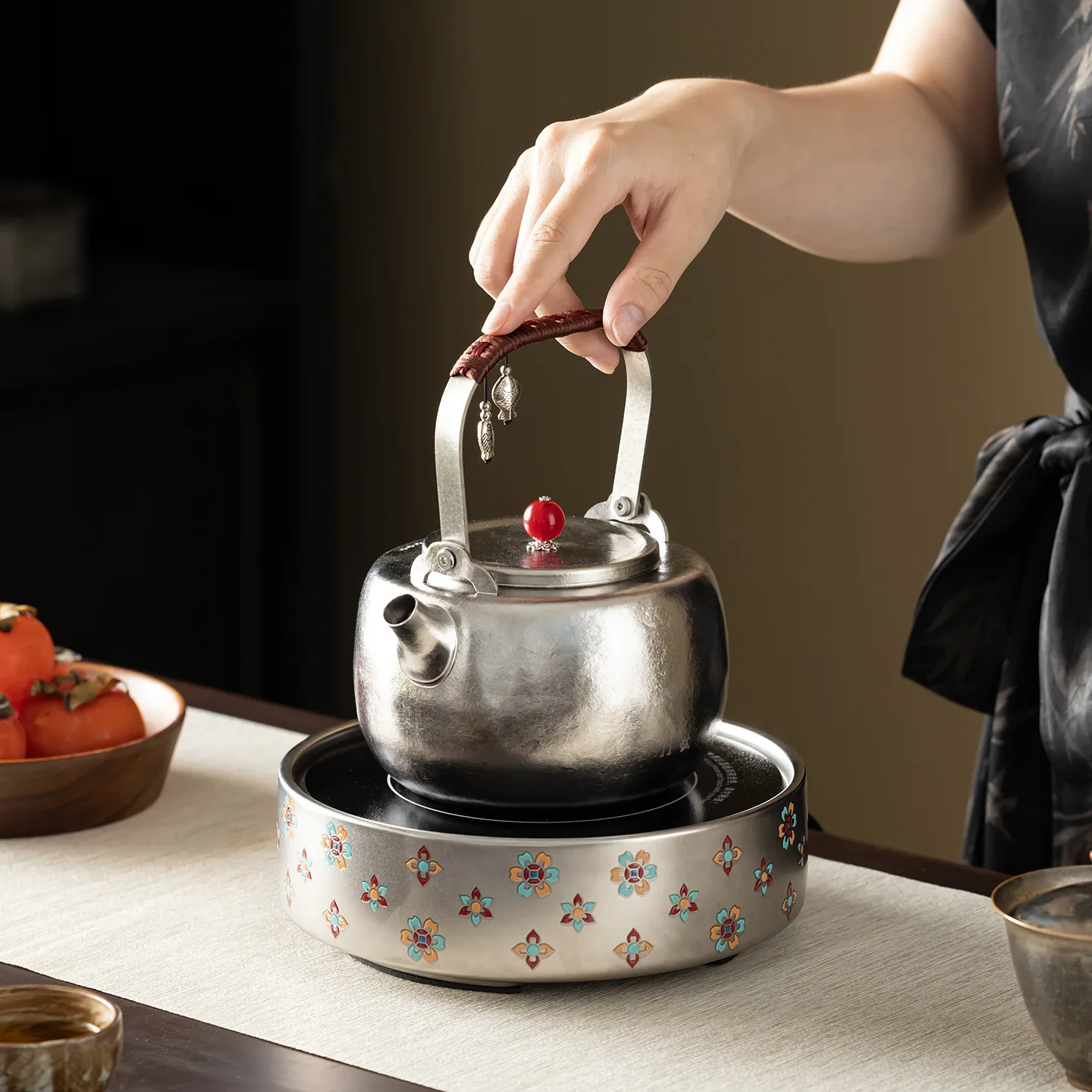 1120ml Pure Titanium Water Kettle With Anti-scald Handle For Home Use,Outdoor Camping,Picnics,Single-layer Antibacterial Tea Set