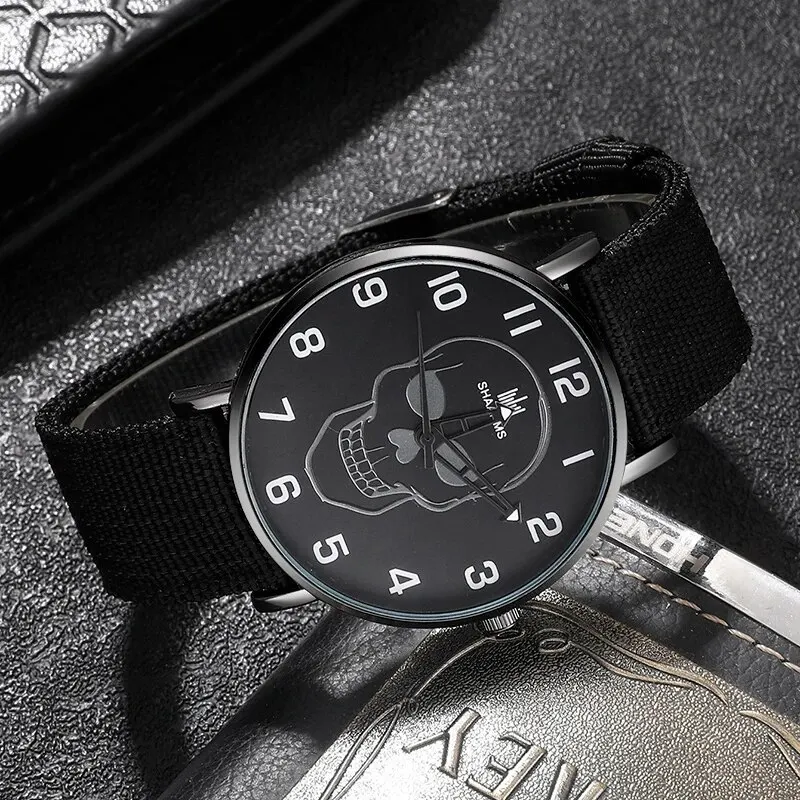 Luxury Classic Skull Dial Design Mens Watch Nylon Strap Sports Watches Casual Black Men Watch Fashion Big Dial Male Clock Relogi