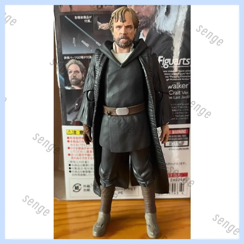 

[Genuine Brand New Spot] Bandai SHF Star Wars Luke Skywalker The Last Jedi Akto Hideaway Edition Action Figure Collection Gift