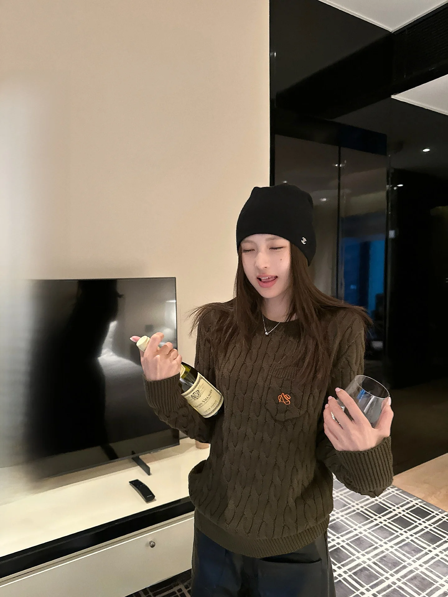 

Женский вязаный свитер NingSi с длинным рукавом, круглым вырезом, вышивкой цветов, повседневный, для ранней осени, приталенный топ с дизайнерским карманом