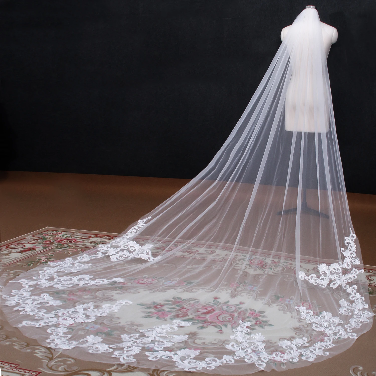 Nzuk 2 Tiers Bridal Veil Met Blusher Leaflace Cover Voor-en Achterkant Ovale Witte Bruid Sluier Velos De Novia Elegantes bruiloft Sluier