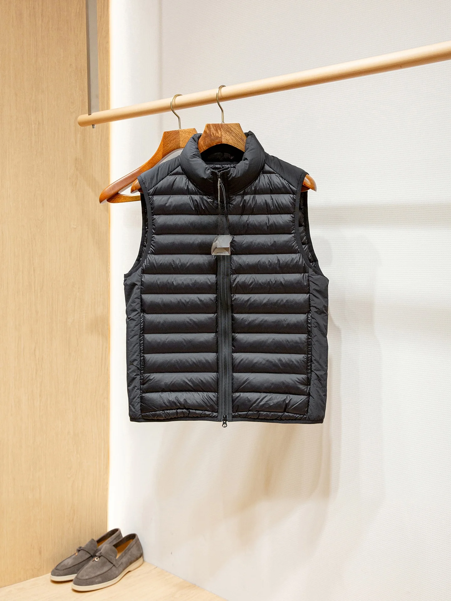 

Tori Light AMA 0D Ultrine Nylon Direct Charge 90 White Goose down Men's Vest Casual Sle Long Sve Lightweight Jaet