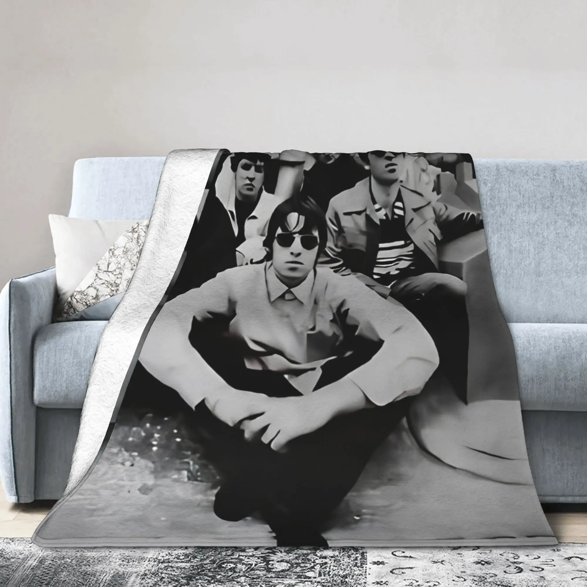Rock O-Oasis Band Blankets Plush Funny Warm Throw Blanket for Home Restaurant Summer