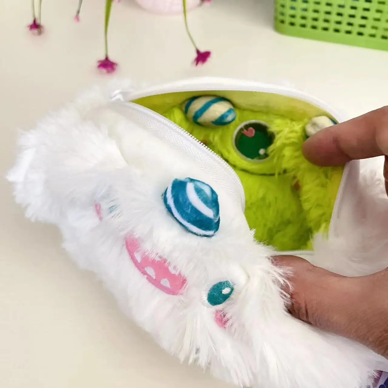 New Monster Cartoon Plush Toys with Large Capacity for Girls Store Makeup Bags Students Cute Double-sided Stationery Pencil Case