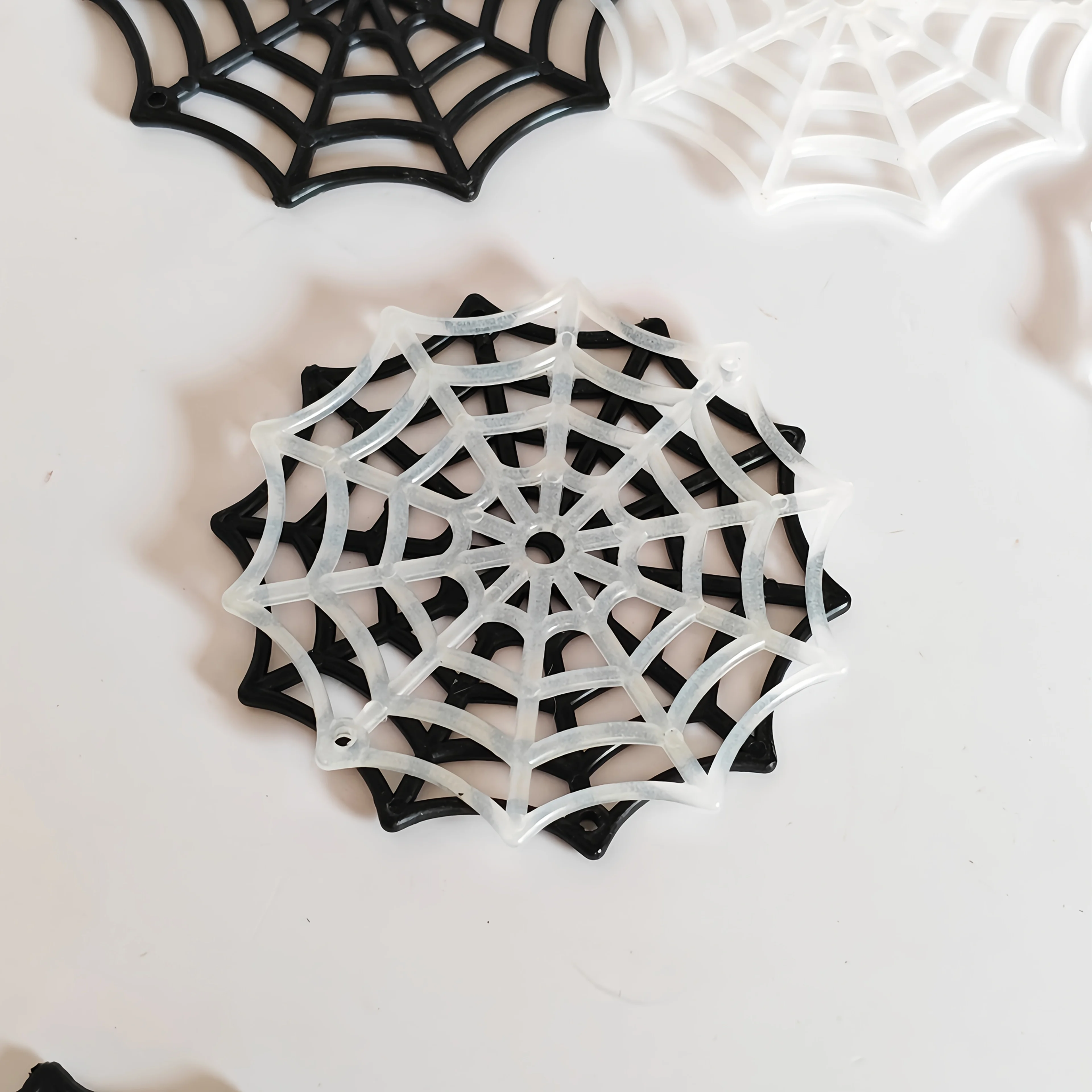 ديكور شبكة العنكبوت للهالوين المخيف |   دعائم تزيين رعب الحفلات |   مجموعة ألعاب Spiderweb المزيفة الواقعية |   ألوان مختلطة بلونين