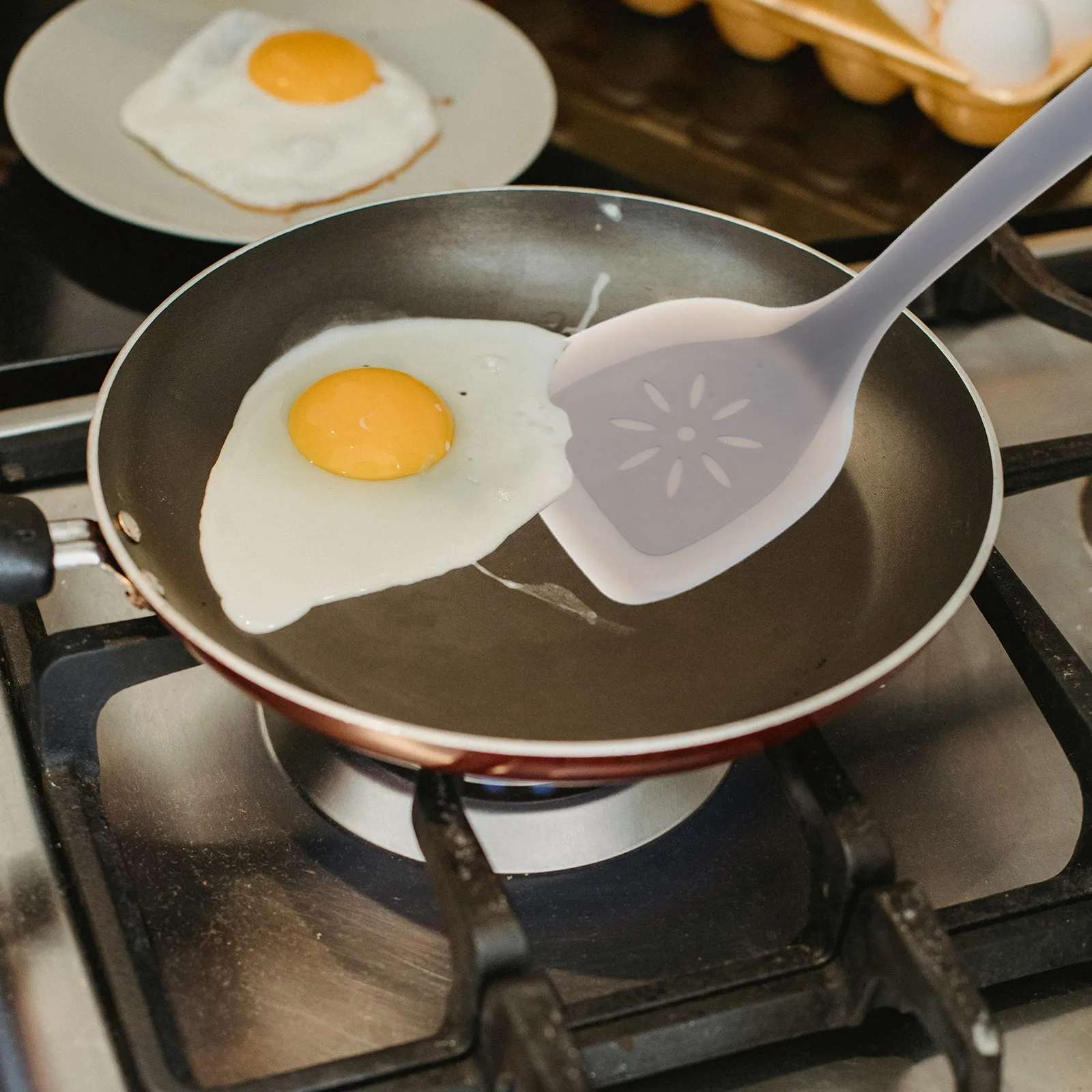 

Spatula Heat Resistant Turner Stainless Steel Core Silicone Elasticity Baking Supplies Nonstick Surface Semitransparent Design