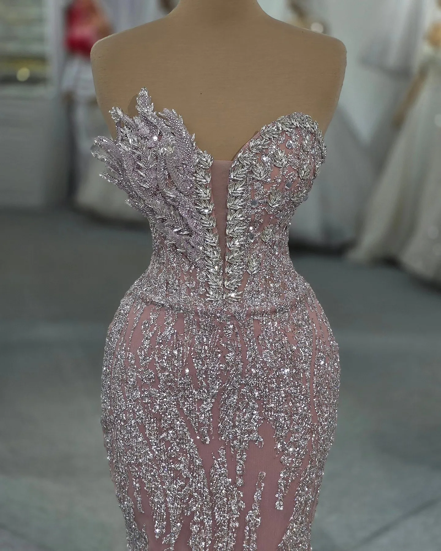 Superbe robe de bal en pierres de cristal argentées, robe de soirée sirène élégante avec perles roses, personnalisée, 2025