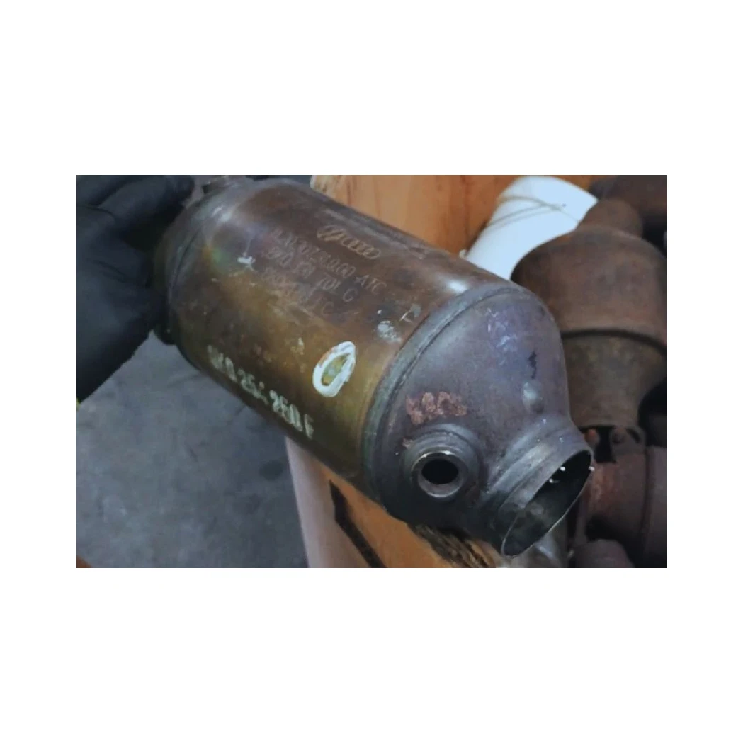OEM Car alytic Converter Scrap Honeycomb Ceramic Metallic Core For Refinery Recycling Buyers
