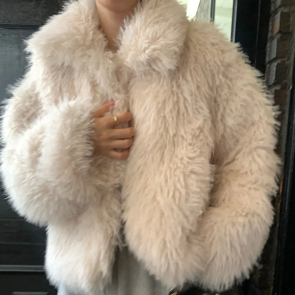 Elegancki płaszcz damski na jesień i zimę, ciepły, futrzany, w stylu retro, modny, prosty krój, długi płaszcz.