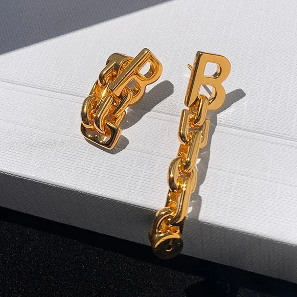 Hot Designer Classic Letters Gold Silver Chain Luxury Earrings High Quality Jewelry Women Runway