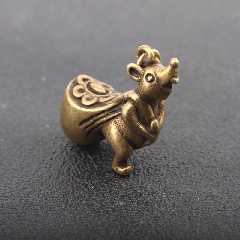 Copper Rat Figurine Home Decoration Living Room Brass Mouse Money Bag Feng Shui Desk Ornaments Good Lucky Wealth 2022
