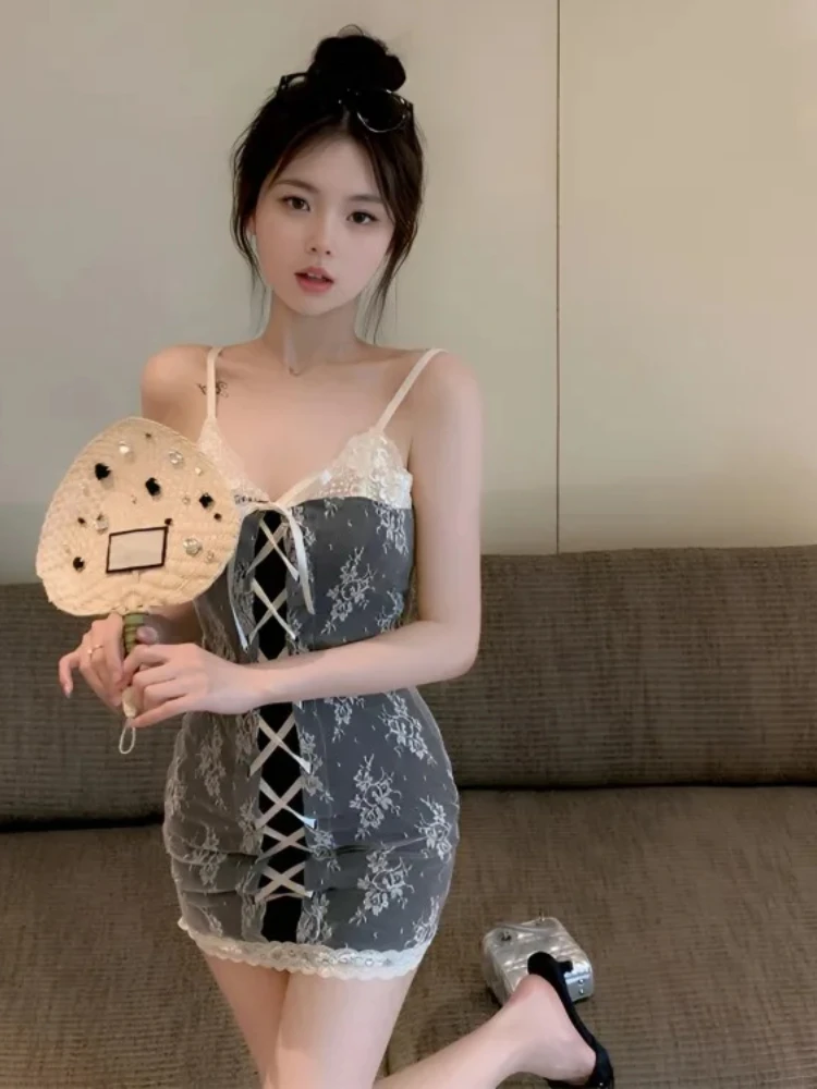 Robe Camisole élégante en dentelle douce, Patchwork, nouvelle robe gilet moulante pour femmes, Sexy, taille fine, été 2025