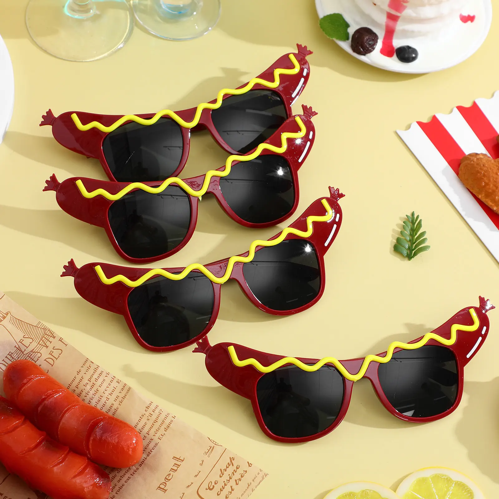 

4Pcs Funny Hot Dog Glasses Lightweight Comfortable Eyewear for Themed Parties New Year's Eve Birthday Festivals Photo Props