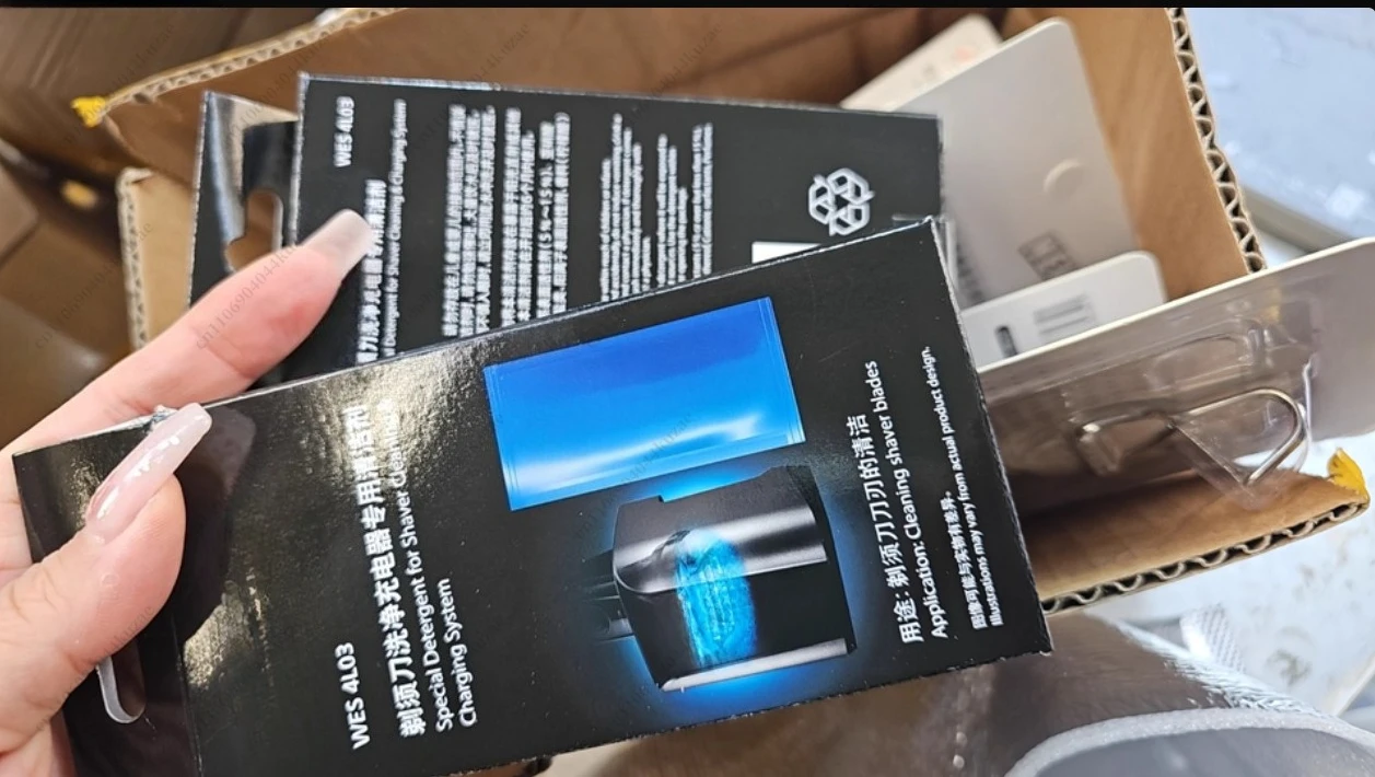 

Оригинальное средство для чистки бритвы WES4L/WES4L03 — 3 пакета × 15 мл в упаковке