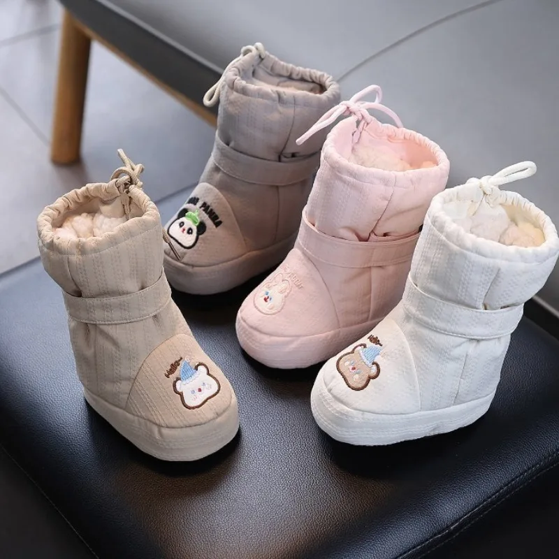

Зимние детские прогулочные ботинки, новинка 2025, повседневные детские теплые ботинки с высокой трубкой, модная детская домашняя обувь, нескользящие детские домашние сапоги