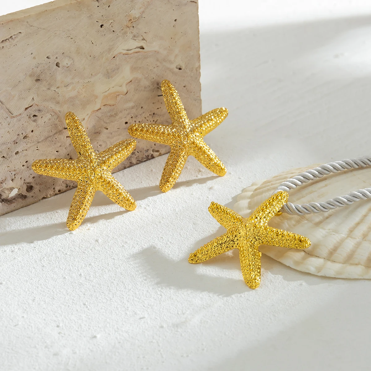 Exaggerated Boho Metal Big Starfish Star Pendant Choker Necklace Women Summer Punk White Chunky Chain Y2K Jewelry Accessories image 6