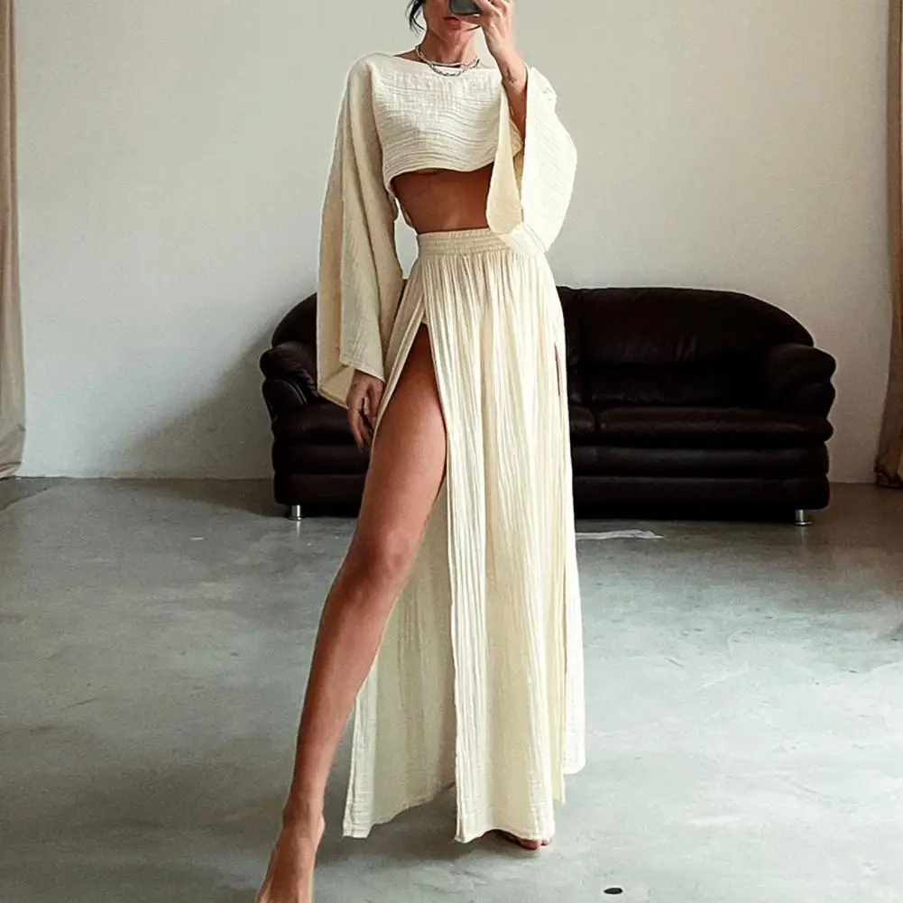 

Women Crop Top Skirt Set Long Sleeve Crop Top Skirt Set Stylish Women's Crop Top Skirt Set for Beach Party Wear Long Sleeve