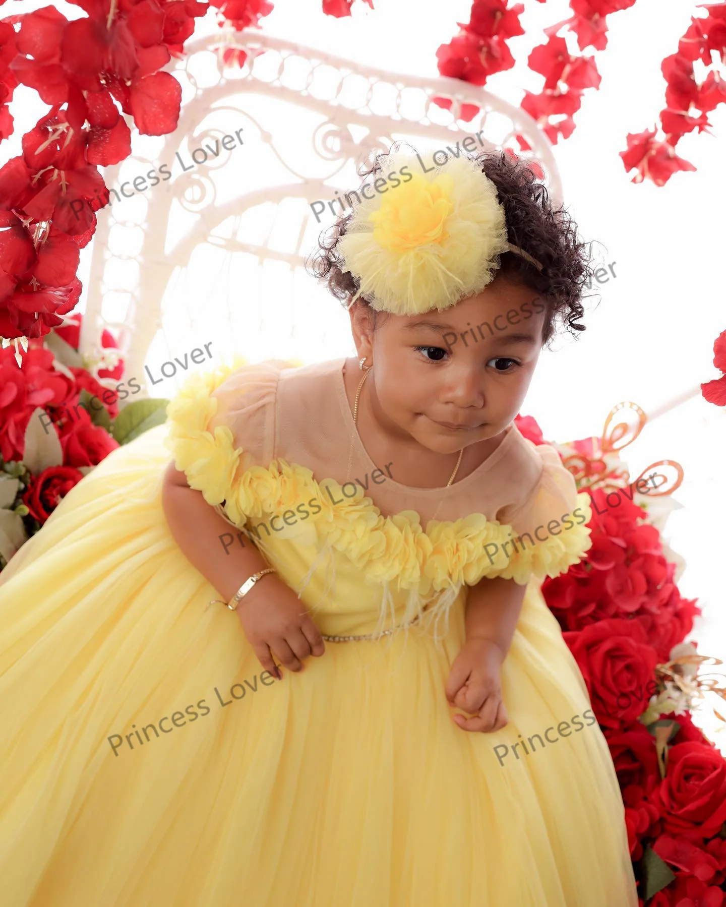 Robes de demoiselle d'honneur jaune clair, jupe tutu mignonne, appliques florales, robe de fête d'anniversaire pour enfants, robe maxi en tulle