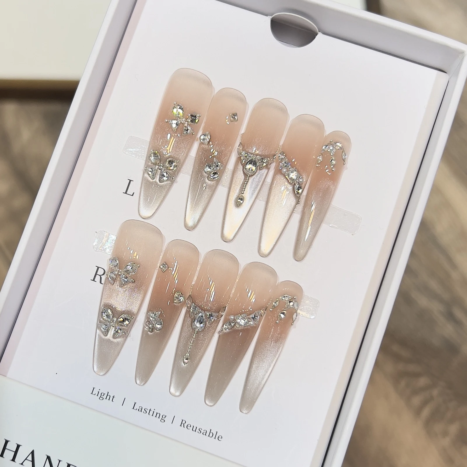 10pcs Cat Eyes False Nail With Glitter Tip Handmade Rhinestone Long Almond Press On Nails Shiny Full Cover French False Nail Tip