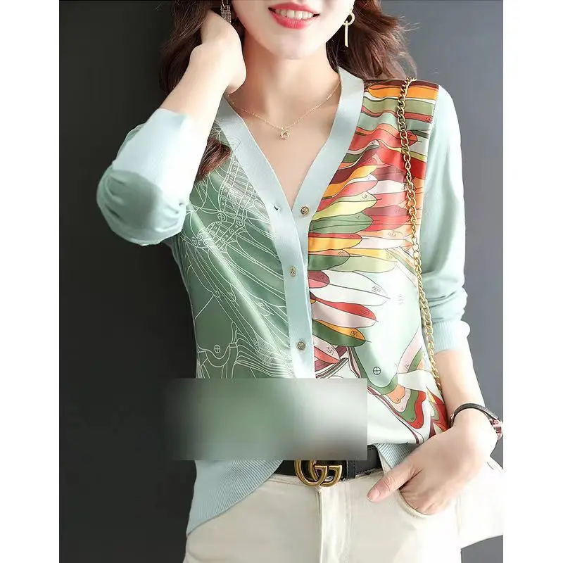 Printed Color Knitted Sweater Cardigan V-neck Jacket New High-end Fashion Temperament Top Trend