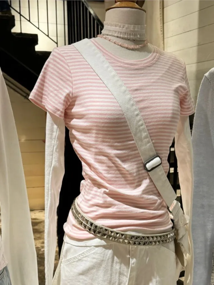 

Sweet Pink Striped Short Sleeve Tees Women New Casual Slim O-neck Tshirts Tops Female Cute Preppy Style Streetwear T-shirts Y2K