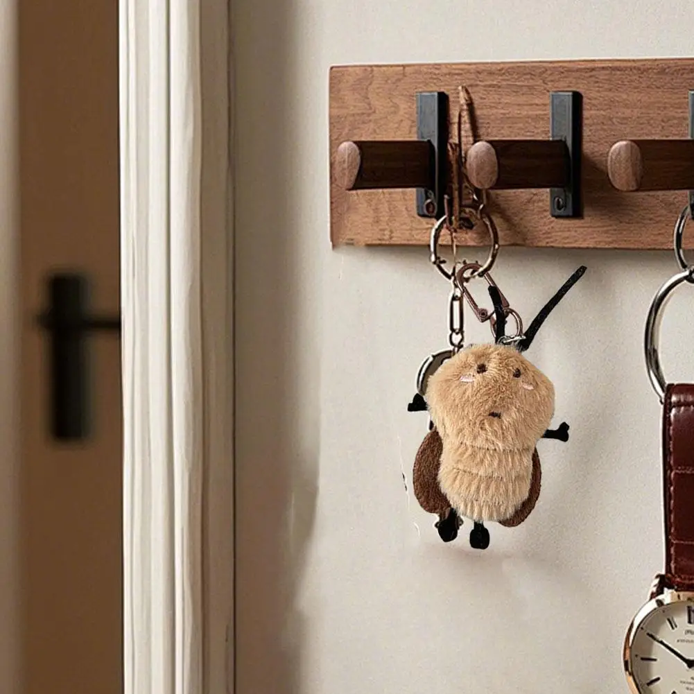 Divertente scarafaggio portachiavi in peluche ciondolo bambola carino per zaini borse peluche creativo ornamento da appendere per ragazze ragazzi