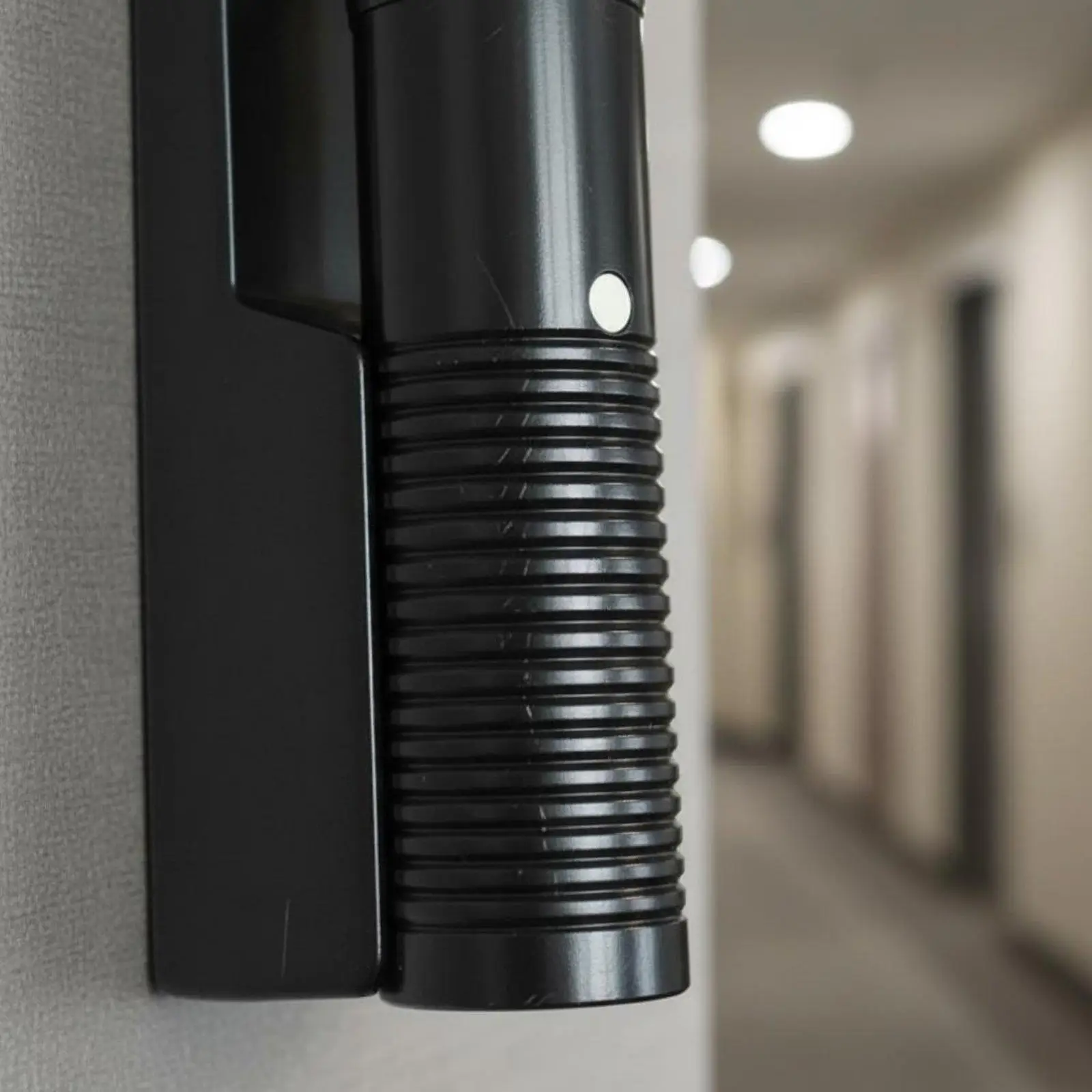 Rechargeable Emergency Wall Lamp Mini Torch High Brightness LED Night Light for Bedroom Stairwell Safety