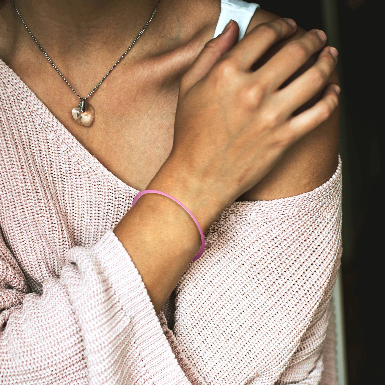 

12Pcs Jelly Candy Silicone Bracelets Fashion Bangle Wristbands Comfortable Non-Toxic for Daily Use Party Wedding Decoration