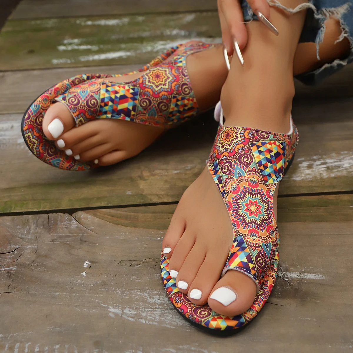 2026 Trendige Bohemian Bedruckte Thong-Flats für Damen mit Elastischem Fersenband, Offener Zehenpartie, Slip-On, Lässige Resort-Sommer-Fußbekleidung – Detail 9