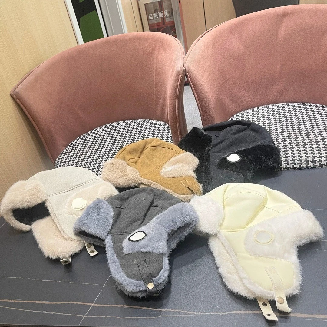 

Designer Style Winter Warm Retro Versatile Hat, Battery Car Windproof Ear Protection, Plush Thickened Plush Flying Hat