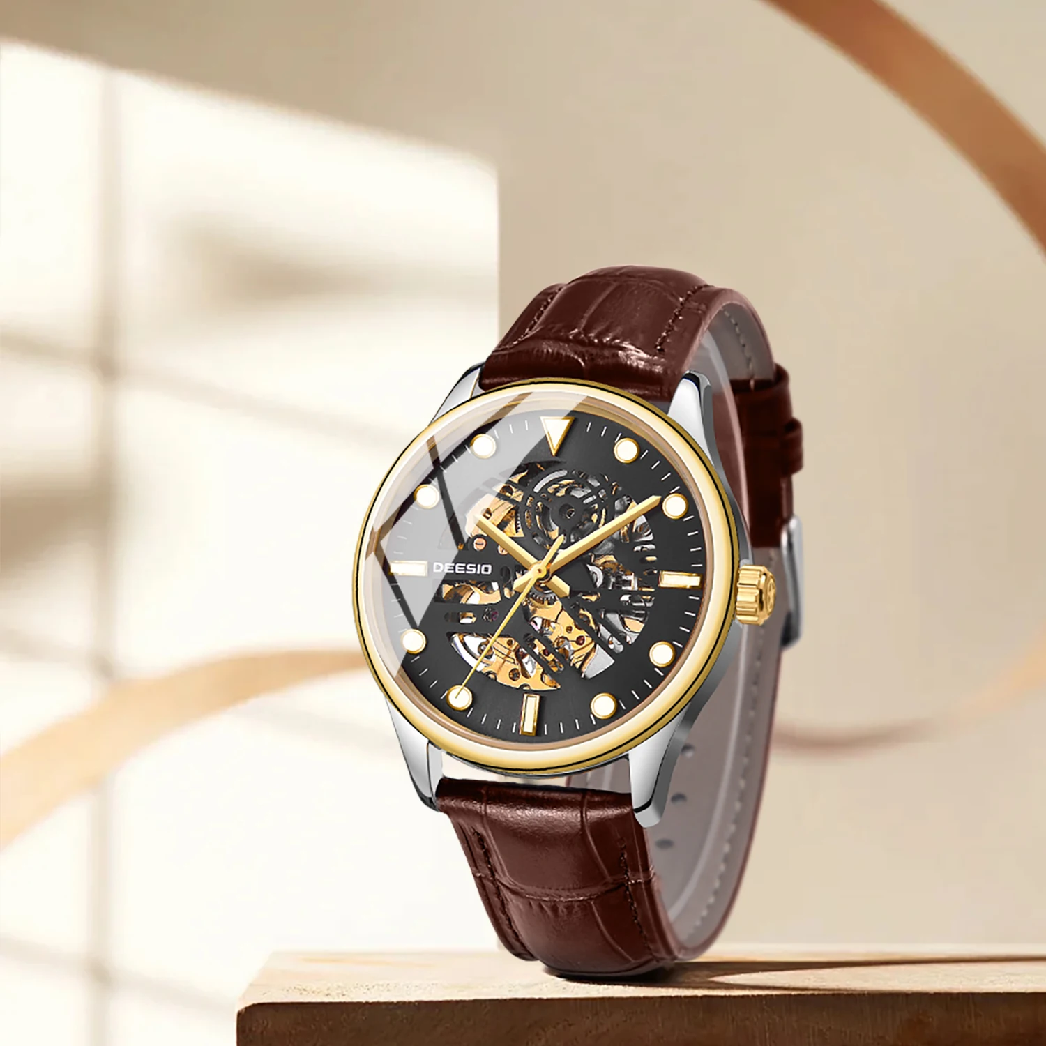 ساعة Deesio للرجال هيكل عظمي أوتوماتيكية مضيئة مقاومة للماء من الفولاذ المقاوم للصدأ وحزام جلدي كريستال الياقوت كاجوال للأعمال