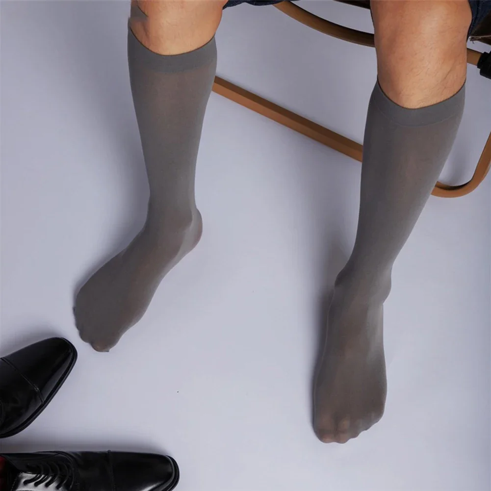 Kaus kaki ultratipis elastis pria, kaus kaki tabung tengah bernapas kasual tembus udara musim panas