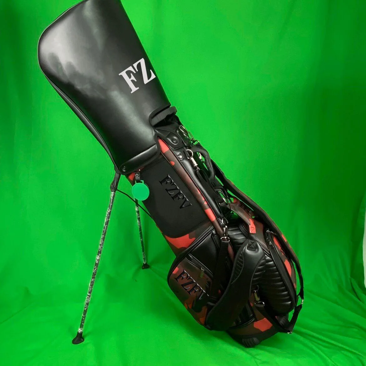 

2025 Fashion New Golf Bag Pu Waterproof Trendy Men's And Women's Stand Bag Golf